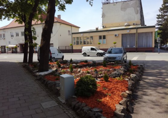 Ada, 2017. április