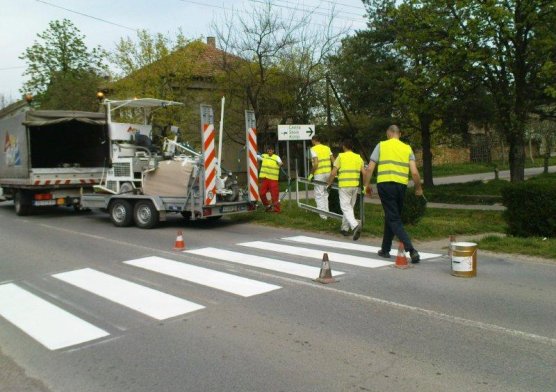 farbanje_horizontalne_signalizacije_2_20160406_1606061147